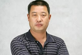甄建军